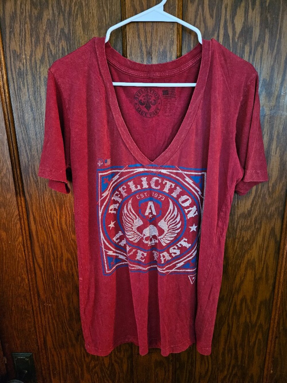 Y2K Affliction Cross Womens Grunge Goth V-Neck Cyber Top T-Shirt Faded Size XL